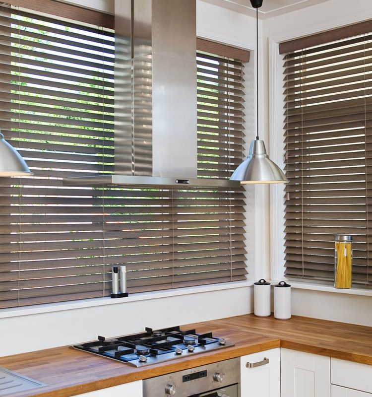 Plaswood-50mm-Walnut1